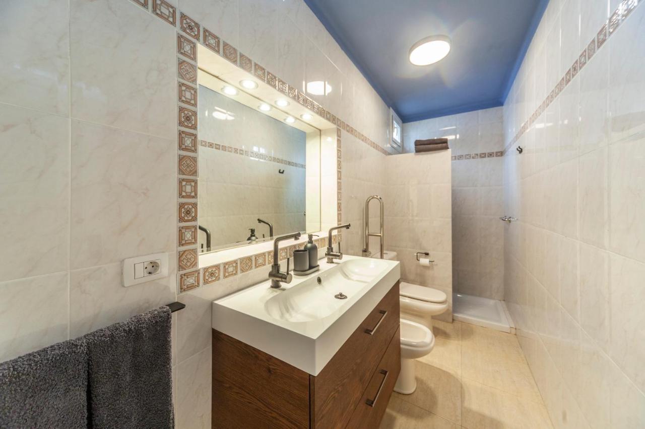 Luxury Suite Sea Front IV Плая Онда Екстериор снимка
