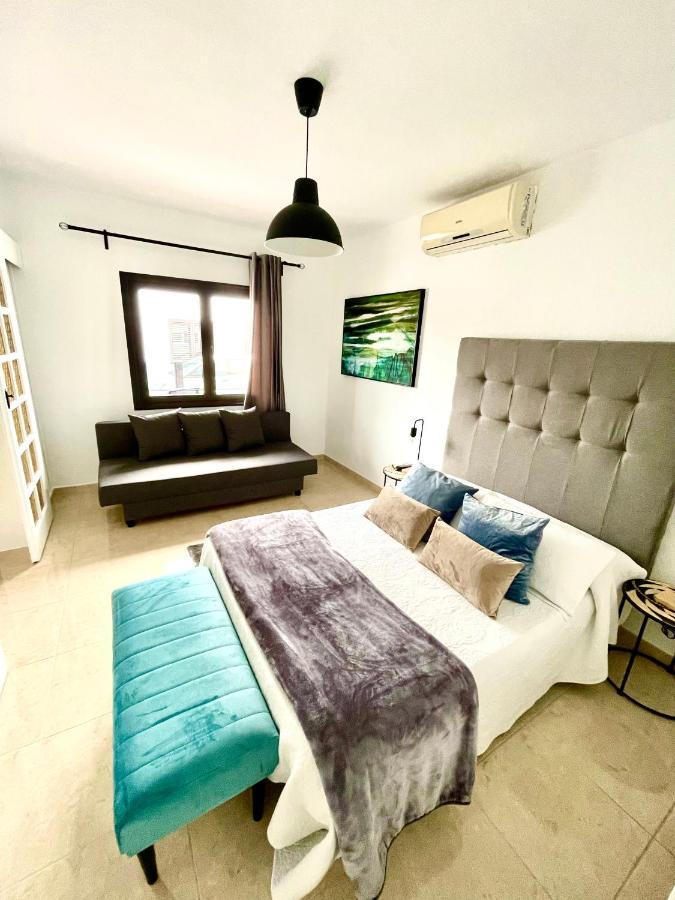Luxury Suite Sea Front IV Плая Онда Екстериор снимка