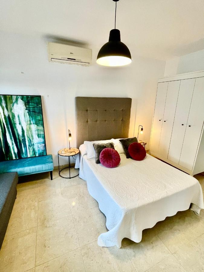 Luxury Suite Sea Front IV Плая Онда Екстериор снимка